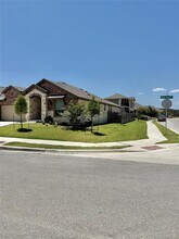 425 Blue Oak Blvd in San Marcos, TX - Building Photo - Building Photo