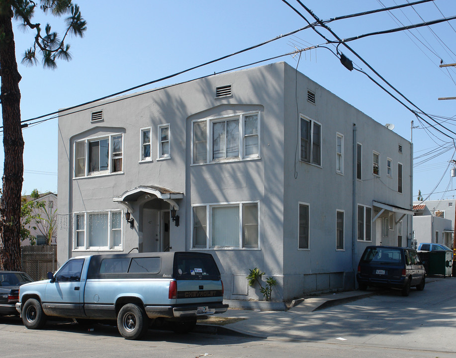 415 W Pine St in Santa Ana, CA - Building Photo