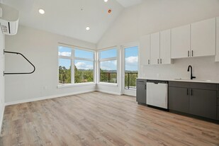 Cartwright Apartments in Salem, OR - Building Photo