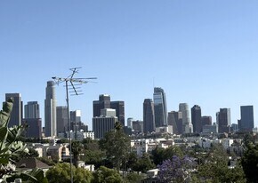 1083 1/2 W Kensington Rd, Unit 1083 1/2 W. Kensington Rd in Los Angeles, CA - Building Photo