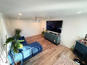 7 Connoley Cir in Chula Vista, CA - Foto de edificio - Building Photo