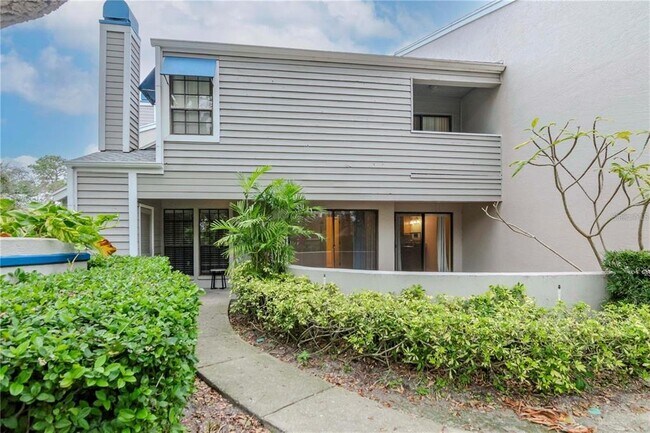 8737 Bardmoor Pl in Seminole, FL - Building Photo - Building Photo