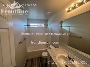 4317 W Sunny Cove St in Meridian, ID - Building Photo - Building Photo