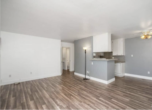 11550 Nebraska Ave, Unit 106 in Los Angeles, CA - Building Photo - Building Photo