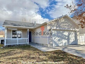 5502 Lucerne Pl in Stansbury Park, UT - Building Photo