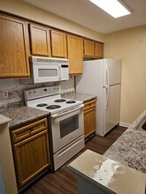 7951 Sunset Cove Dr, Unit SunSet Cove in Indianapolis, IN - Building Photo - Building Photo