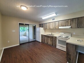 2709 46th Ave Dr W in Bradenton, FL - Building Photo - Building Photo