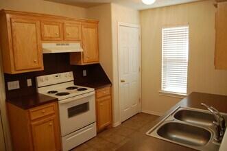 1439 78th St in Lubbock, TX - Building Photo - Building Photo