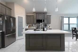 12 N 26th St in Hidalgo, TX - Building Photo - Building Photo