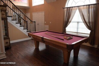 1439 Oakwood Hollow Ln in Toms River, NJ - Building Photo - Building Photo