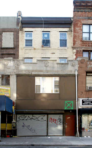 716 Nostrand Ave in Brooklyn, NY - Building Photo