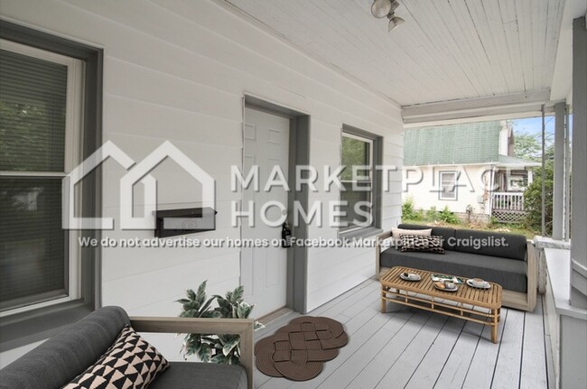 1106 May St in Lansing, MI - Building Photo - Building Photo