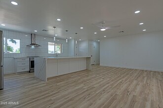 3035 E Heatherbrae Dr in Phoenix, AZ - Foto de edificio - Building Photo