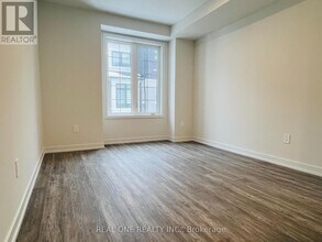 6 Mermot Ln in Markham, ON - Building Photo - Building Photo