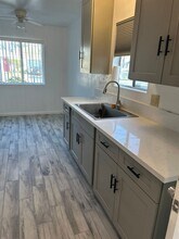 135 Avenida Del Gato in Oceanside, CA - Building Photo - Building Photo