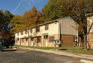 1758-1752 Colt Ct Apartments