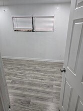 5427 Heatherbrook Dr in Houston, TX - Building Photo - Building Photo