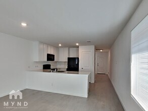 1254 Basswood Dr in Wilmer, TX - Building Photo - Building Photo
