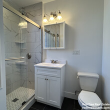 11 Queensberry St, Unit 40 in Boston, MA - Building Photo - Building Photo