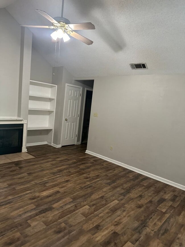 1616 Overview Dr in Benton, AR - Building Photo - Building Photo