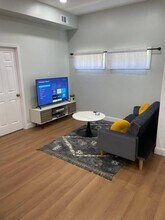 1000 Longley Ave NW in Atlanta, GA - Building Photo - Building Photo