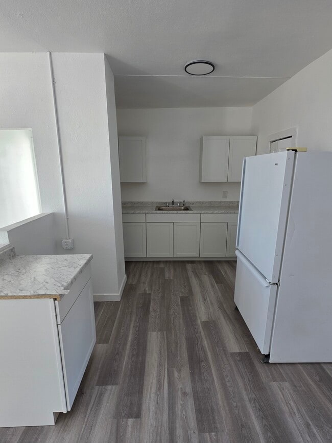 2708 E 16th St in Pueblo, CO - Foto de edificio - Building Photo