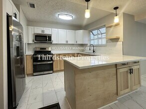 1239 Glen Laura Rd in Jacksonville, FL - Building Photo - Building Photo