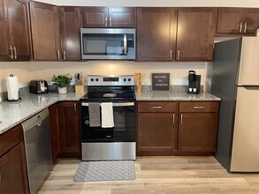 1118 High Ave in Oshkosh, WI - Building Photo - Building Photo