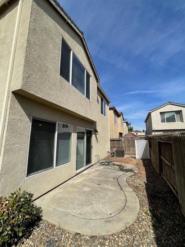 380 Bale Mill Rd in Merced, CA - Building Photo - Building Photo