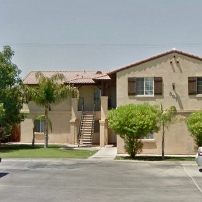 307 E Sherman St in Calexico, CA - Building Photo