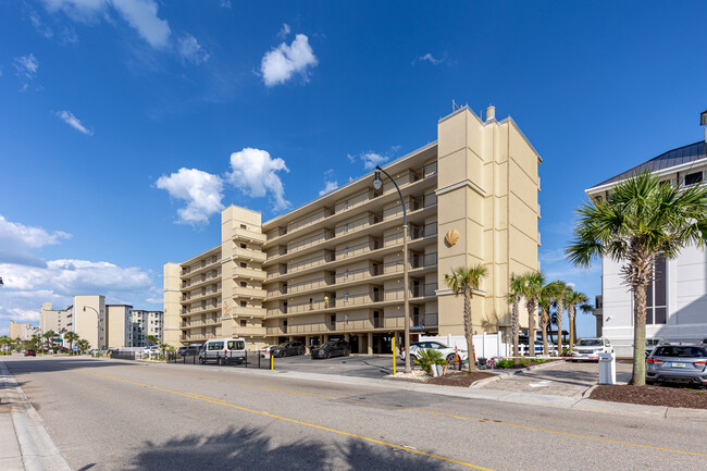 Crescent Sands at Windy Hill in North Myrtle Beach, SC - Building Photo - Building Photo