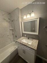 126 W San Joaquin Ave in Tulare, CA - Building Photo - Building Photo