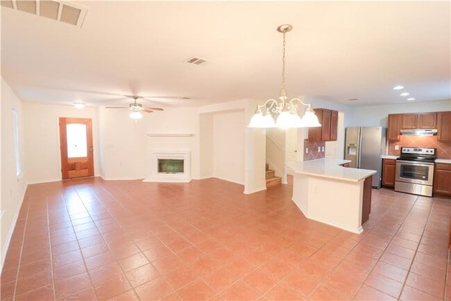 6821 Derby Downs Dr in Austin, TX - Building Photo - Building Photo