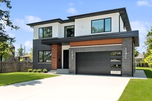 9214 Washington St in Niles, IL - Building Photo