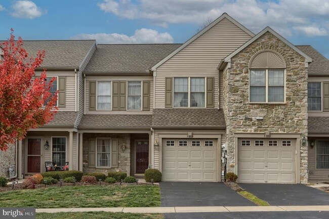 property at 1959 Deer Run Dr