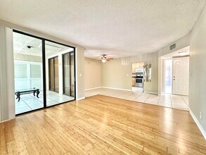 4509 Carambola Cir S in Coconut Creek, FL - Building Photo - Building Photo
