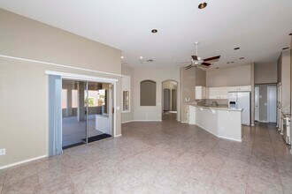 24722 S Briarcrest Dr in Sun Lakes, AZ - Building Photo - Building Photo