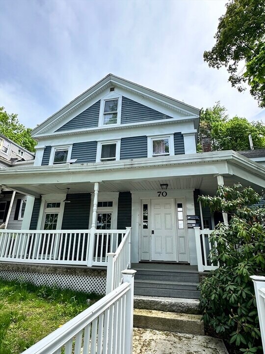 70 Prichard St in Fitchburg, MA - Building Photo