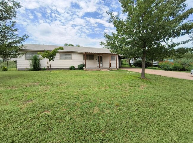 property at 7865 Gladiola Ave