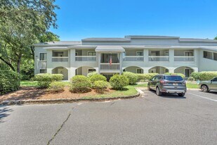 407 Westlake Ct in Niceville, FL - Building Photo