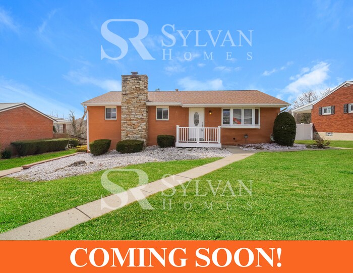 120 Trinity Dr in Aliquippa, PA - Building Photo