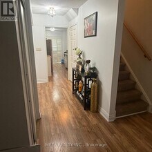 22 Ripley Crescent in Brampton, ON - Building Photo - Building Photo