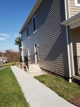 697 E Piedmont St, Unit 102 in Culpeper, VA - Building Photo - Building Photo
