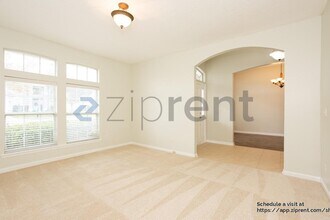 909 Corsica Ln in Jacksonville, FL - Building Photo - Building Photo