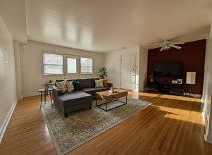 6901 Valley Ave in Philadelphia, PA - Building Photo - Building Photo