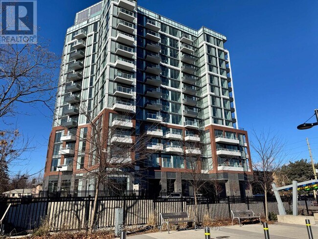 2088 James St in Burlington, ON - Building Photo - Building Photo