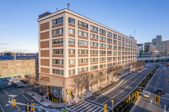 Glass Factory Condominiums in Cambridge, MA - Building Photo - Building Photo