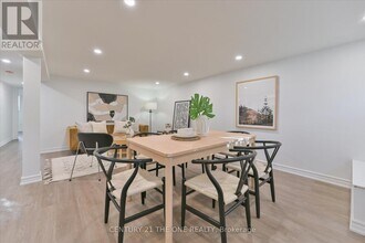 421 Browndale Crescent in Richmond Hill, ON - Building Photo - Building Photo