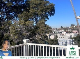 848 E 28th St in Oakland, CA - Building Photo