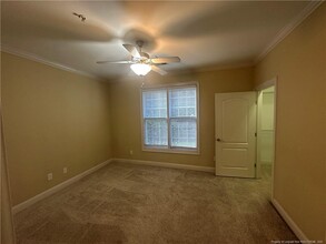 210 Fountainhead Ln in Fayetteville, NC - Building Photo - Building Photo